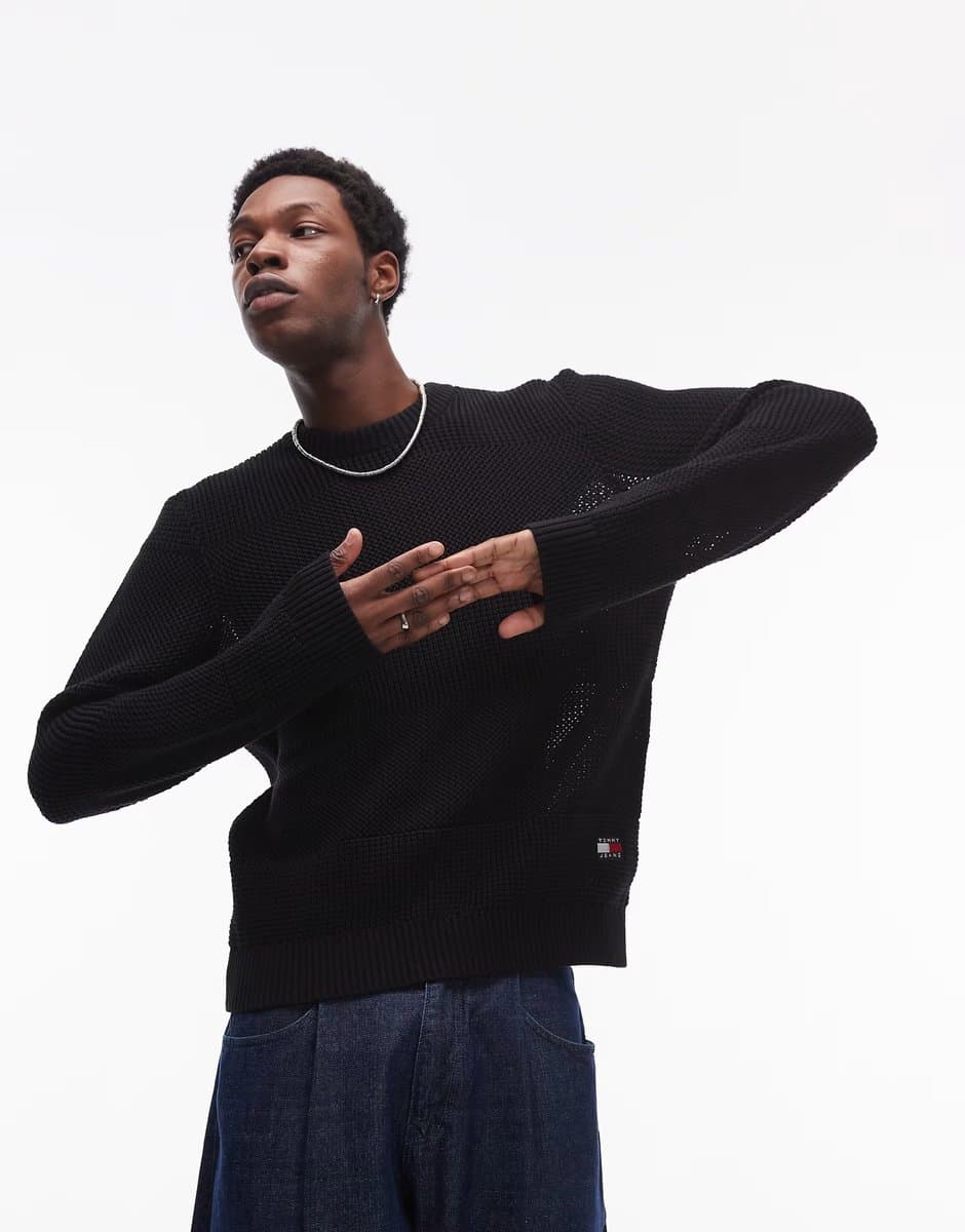 ASOS Tommy Jeans badge logo jumper in black - 3