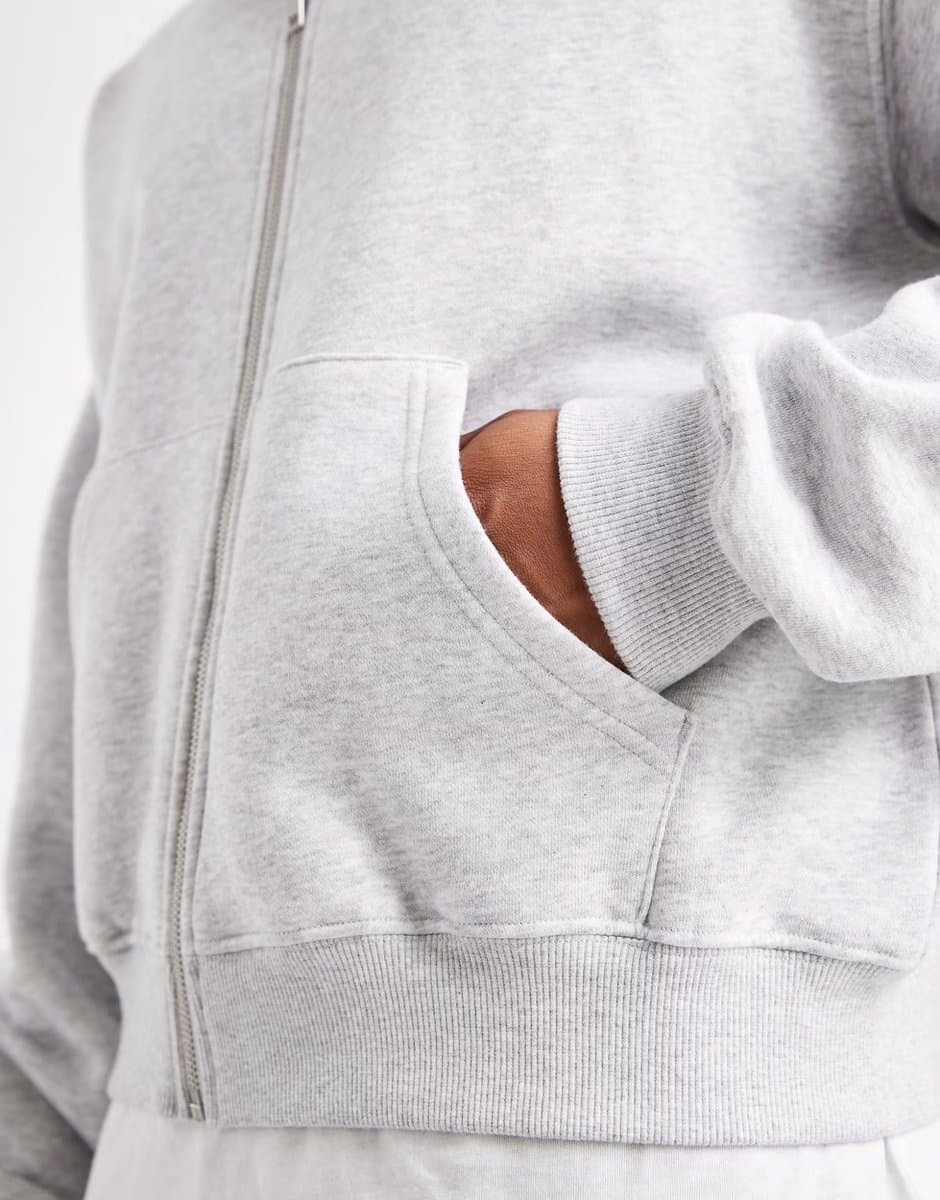 ASOS Cotton On Cropped zip up hoodie in grey - 5