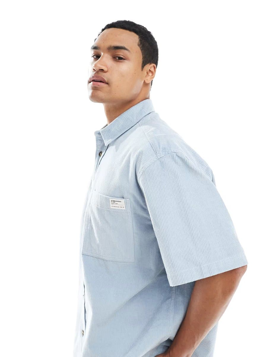ASOS ASOS DESIGN oversized cord shirt with badge in blue - 4