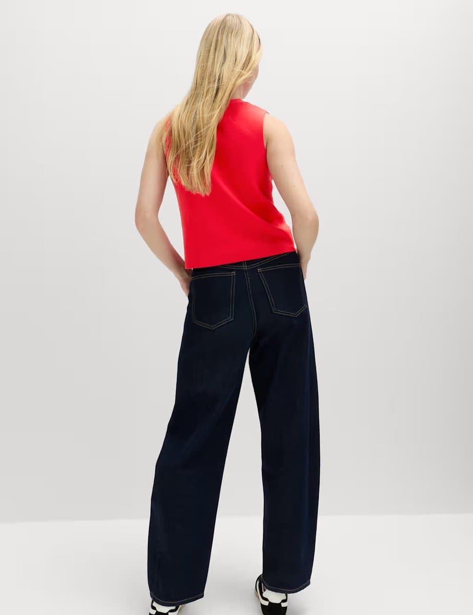 Marks & Spencer M&S V-Neck Cropped Knitted Waistcoat Chilli - 4