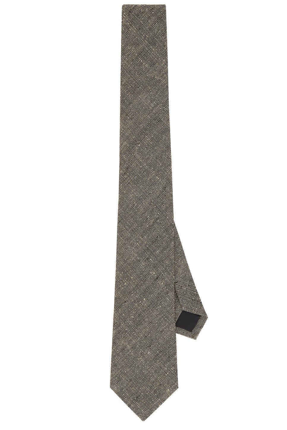 revolve Tie