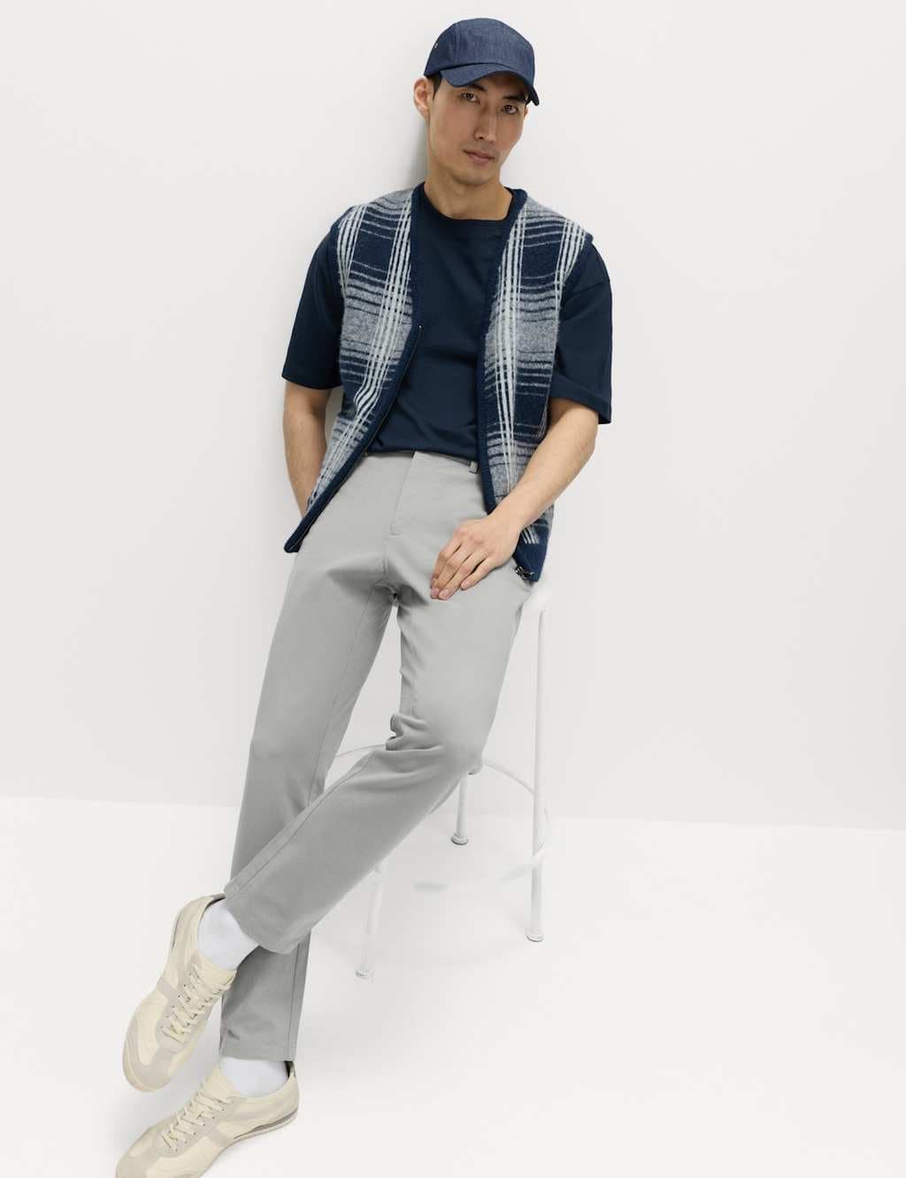 Marks & Spencer M&S The Ultimate Slim Fit Twill Chinos Chrome - 5