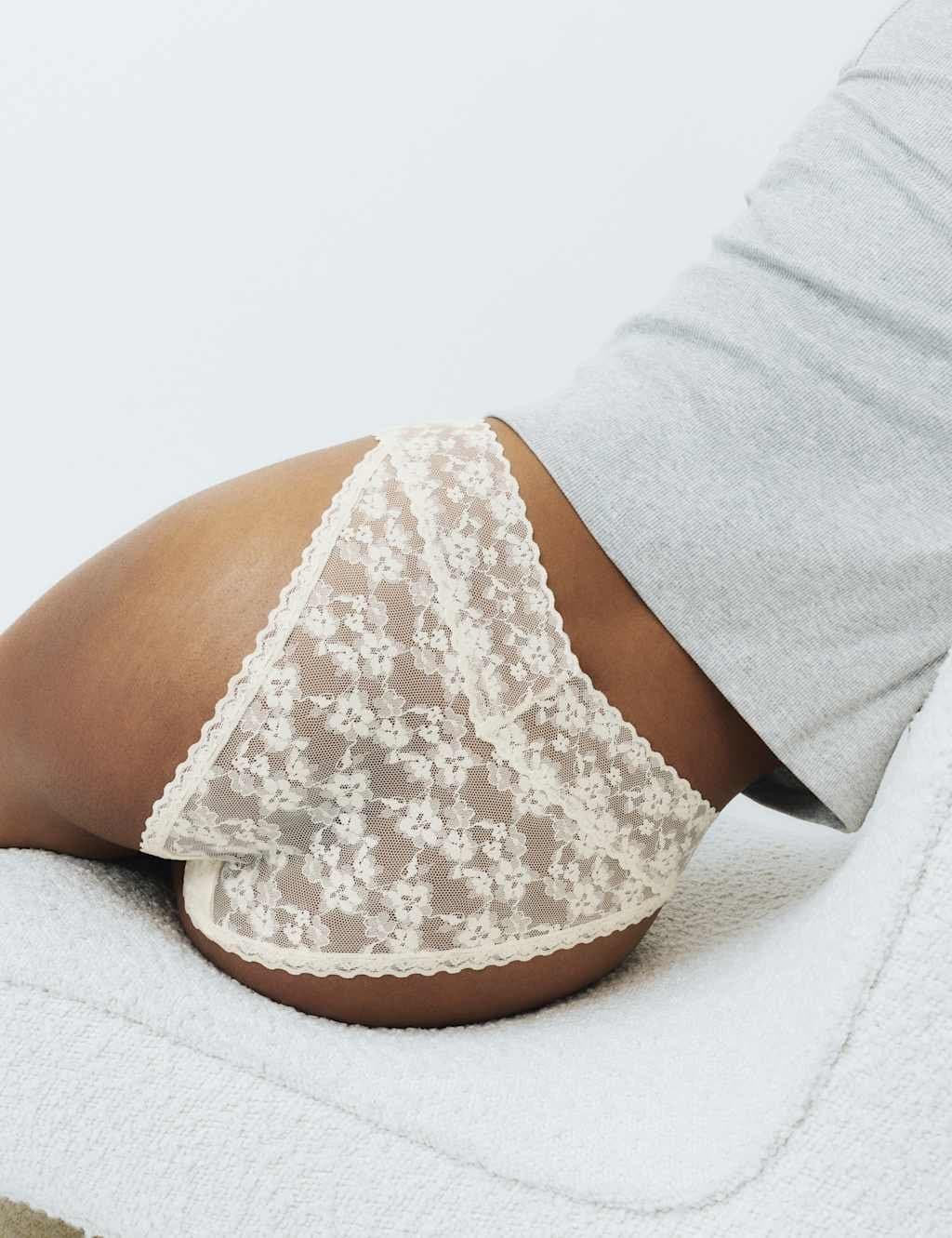 Marks & Spencer M&S 3pk Floral Lace Miami Knickers Cream Mix - 2