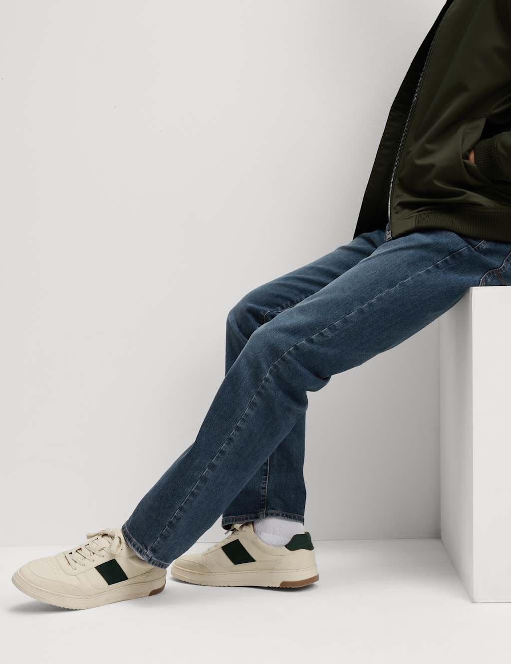 Marks & Spencer M&S Straight Fit Jeans with Stormwear™ Dark Blue - 4