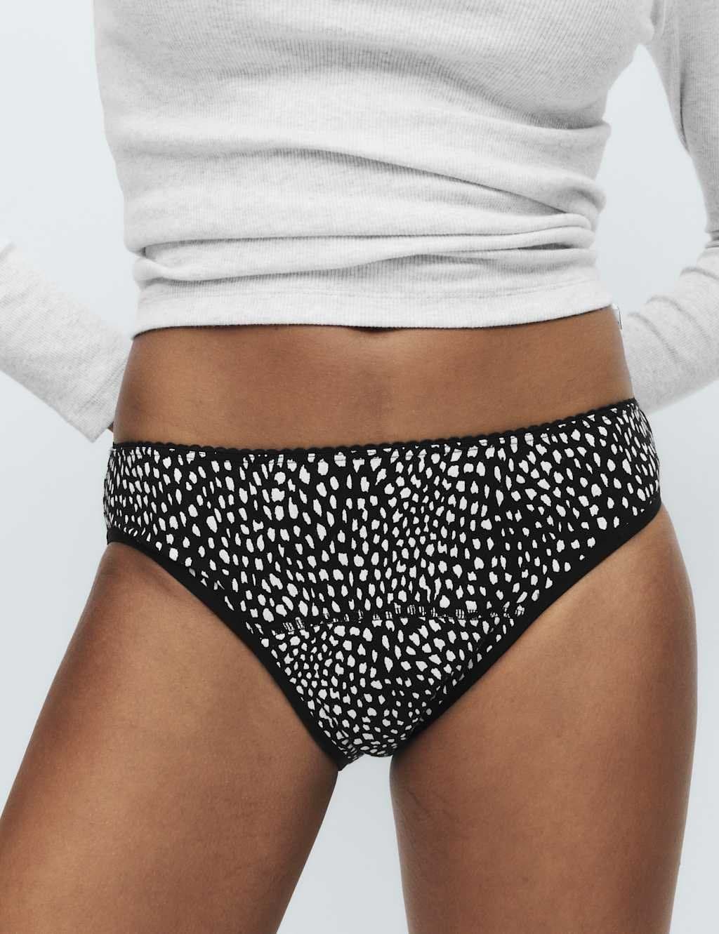 Marks & Spencer M&S 3pk Heavy Absorbency Period Bikini Knickers White Mix - 2