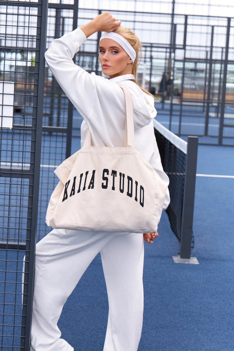 Kaiia Kaiia Studio Script Logo Oversized Hoodie White - 3